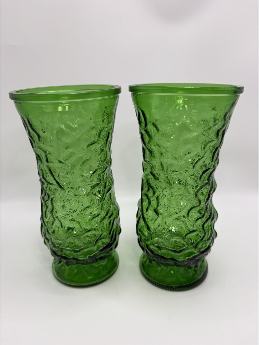 Pair Of 2 Vintage Hoosier Glass Vase - Emerald Green Crinkle Pattern 8.5”